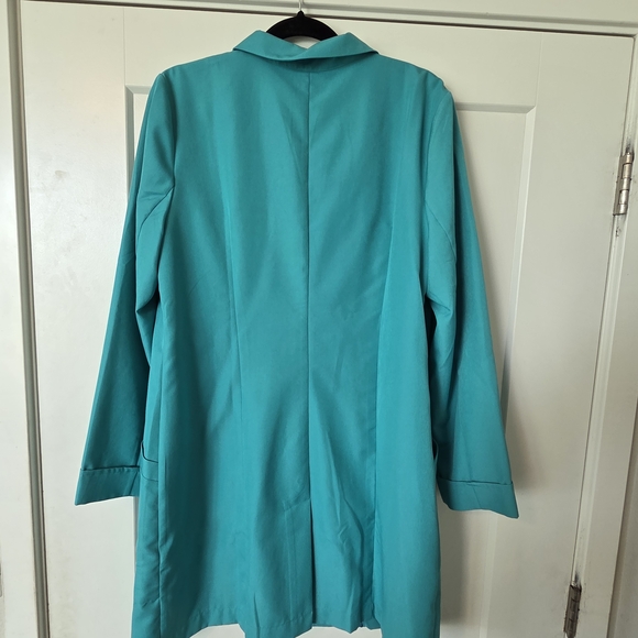 Women's Multi-Color Lab Coats - Picture 7 of 16